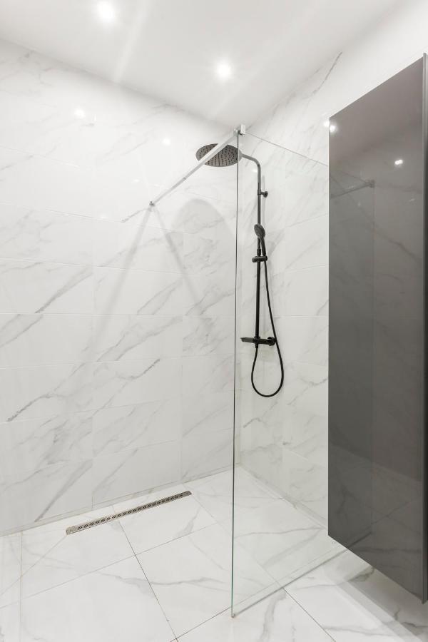 180 Suite Eden, Luxury Apt At Sacre Coeur Párizs Kültér fotó